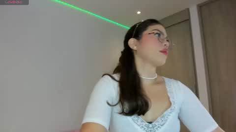 Snapshot of diosaisis888 chatting on 07-22-26, 06:43 Diosa Isis online show from 07-22-26, 06:43