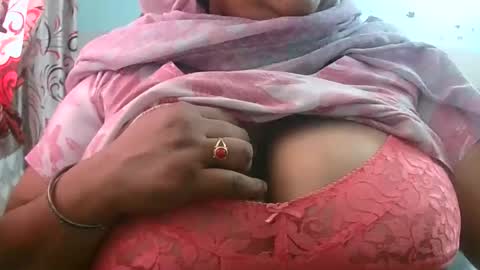 dipa2345569393 online show from 02-07-26, 04:27