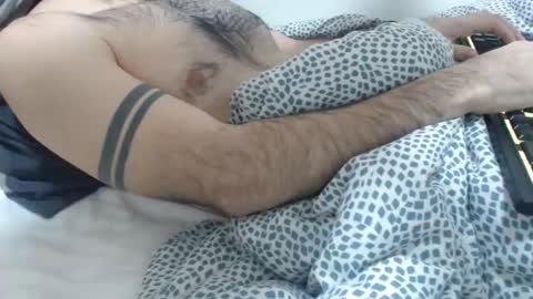 Snapshot of dirfocus chatting on 02-04-26, 04:29 Z online show from 02-04-26, 04:29