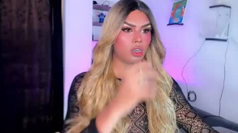 dirty_beauty online show from 07-12-26, 01:02