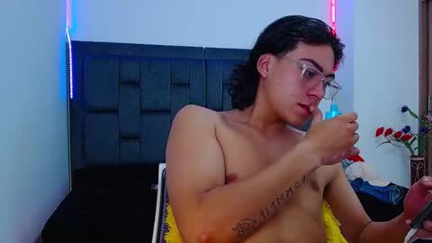 Snapshot of dirty_model chatting on 09-10-25, 07:19 dirty model online show from 09-10-25, 07:19