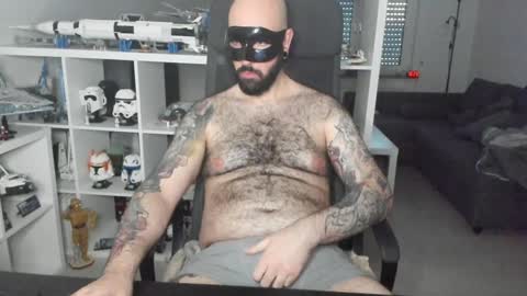 Snapshot of dirtybalws chatting on 01-13-25, 03:26 Robert online show from 01-13-25, 03:26