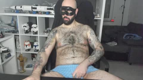 Snapshot of dirtybalws chatting on 01-15-25, 05:05 Robert online show from 01-15-25, 05:05