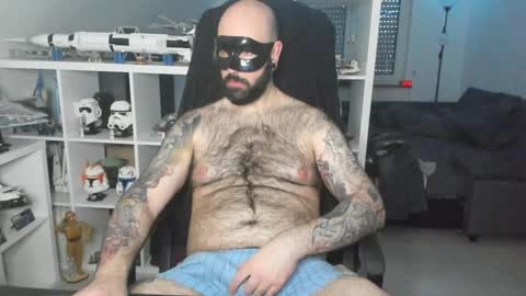 Snapshot of dirtybalws chatting on 01-24-25, 07:19 Robert online show from 01-24-25, 07:19