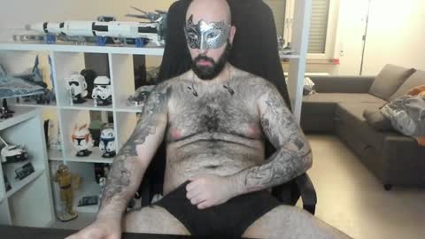 Snapshot of dirtybalws chatting on 02-02-25, 12:30 Robert online show from 02-02-25, 12:30