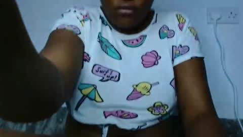 Snapshot of dirtydesirebabe chatting on 06-08-26, 04:35 dirtydesirebabe online show from 06-08-26, 04:35