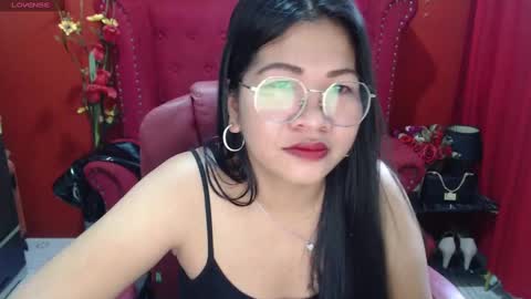 LatexQueen online show from 02-04-25, 11:59