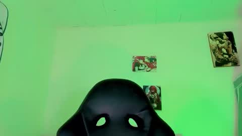 Snapshot of dirtygamesnaomy chatting on 09-11-25, 05:07 Naomy online show from 09-11-25, 05:07