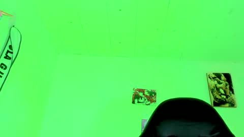 Snapshot of dirtygamesnaomy chatting on 09-30-25, 03:00 Naomy online show from 09-30-25, 03:00