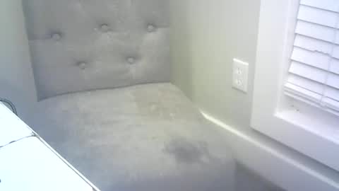 Snapshot of dirtyj67 chatting on 05-09-26, 05:12 dirtyj67 online show from 05-09-26, 05:12