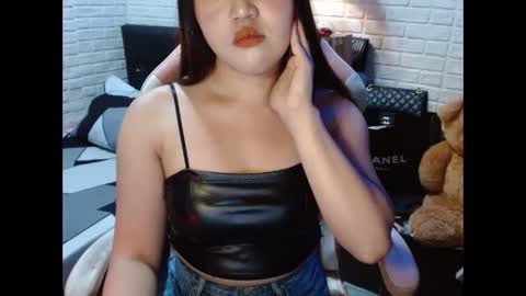 Snapshot of dirtylexa31 chatting on 01-26-25, 05:02 LEXA online show from 01-26-25, 05:02