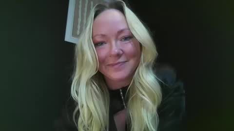 Snapshot of dirtylittlejess chatting on 10-02-25, 06:53 dirtylittlejess online show from 10-02-25, 06:53