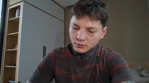 dirtymercedes online show from 06-19-26, 07:56