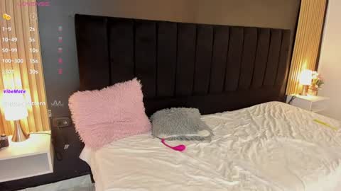 Soffie - Valentina - Yuya  Astro online show from 06-12-26, 11:57