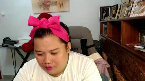 Snapshot of dirtywhorewoman chatting on 12-16-24, 11:01 dirtywhorewoman online show from 12-16-24, 11:01