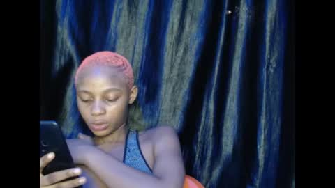 Snapshot of dirtyxxslut chatting on 09-20-25, 12:39 dirtyxxslut online show from 09-20-25, 12:39