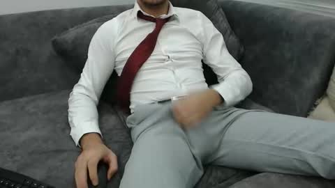 dirtyybooyy77 online show from 10-28-25, 06:54