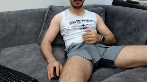 dirtyybooyy77 online show from 06-03-26, 12:02