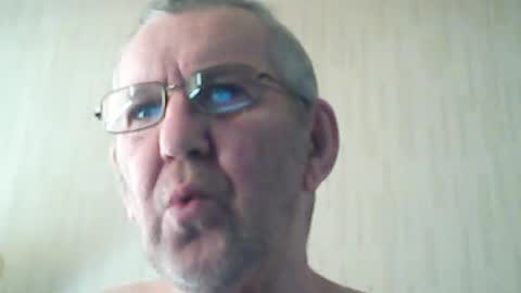 Snapshot of discovery63 chatting on 06-18-26, 09:25 discovery63 online show from 06-18-26, 09:25