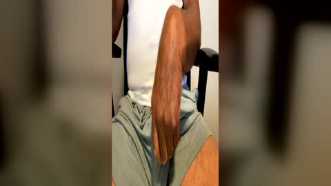 discretmature online show from 06-15-26, 02:52
