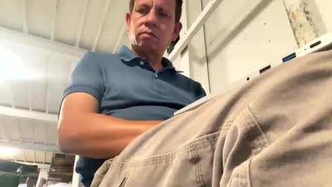 Snapshot of dishtv4all chatting on 11-05-25, 09:15 sexyguy online show from 11-05-25, 09:15