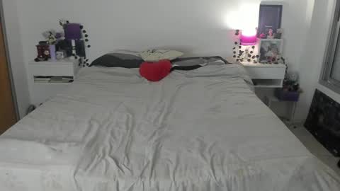 Lena online show from 11-07-25, 03:06