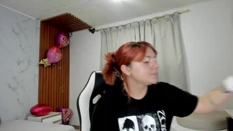 Snapshot of dita_bundy chatting on 05-23-26, 01:33 dita bundy online show from 05-23-26, 01:33