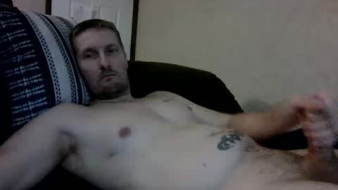 Snapshot of diverting chatting on 04-19-26, 09:39 Maxx online show from 04-19-26, 09:39
