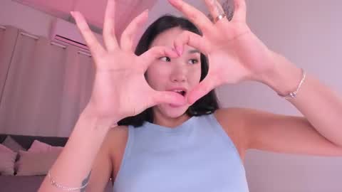 AKITA MEW MEW Follow  online show from 06-13-26, 06:22