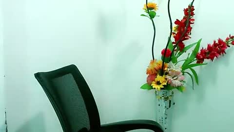 Snapshot of divinegrace10 chatting on 12-16-24, 04:13 Divine Grace Close To Your Hear online show from 12-16-24, 04:13