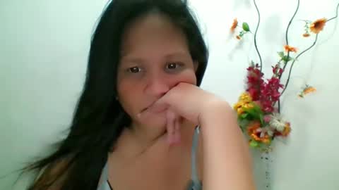 Snapshot of divinegrace10 chatting on 02-14-25, 02:28 Divine Grace Close To Your Hear online show from 02-14-25, 02:28