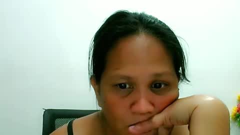 Snapshot of divinegrace10 chatting on 02-19-25, 02:33 Divine Grace Close To Your Hear online show from 02-19-25, 02:33