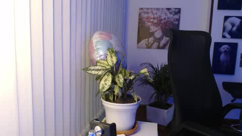 Hera online show from 01-16-26, 09:57