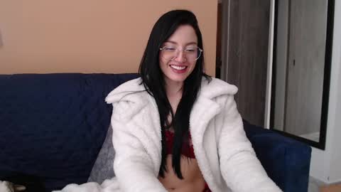 Hera online show from 05-11-26, 04:04