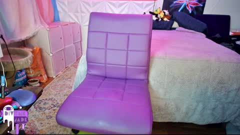 Jade Divyne online show from 12-04-24, 05:49