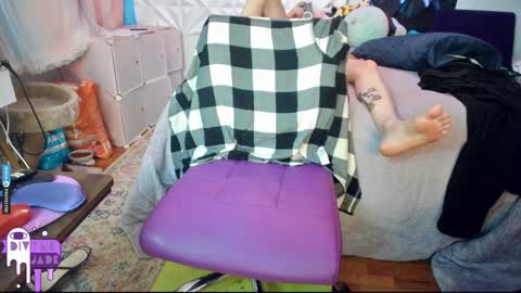 Jade Divyne online show from 12-11-24, 09:45