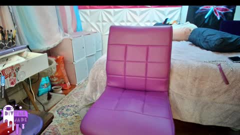 Jade Divyne online show from 12-29-24, 09:50