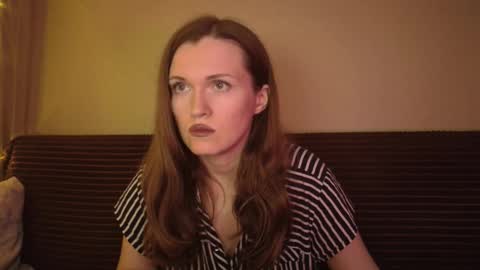 Snapshot of dixiemiller chatting on 01-26-25, 06:48 Dixiemiller online show from 01-26-25, 06:48