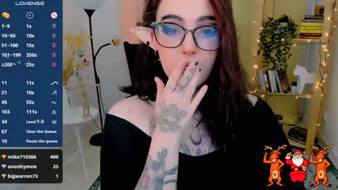 dixipixi_ online show from 12-26-24, 01:43