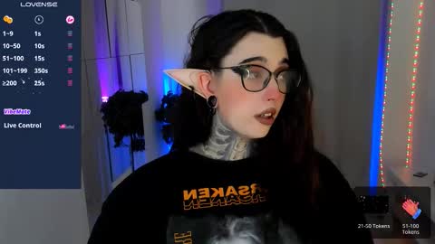 dixipixi_ online show from 10-16-25, 06:03