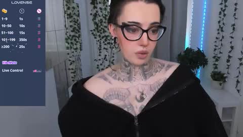 dixipixi_ online show from 03-27-26, 07:14