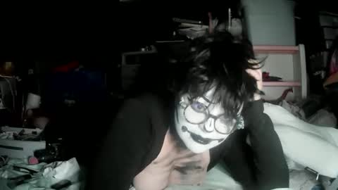 Snapshot of dizzinsweatyy chatting on 06-01-26, 03:08 dizzinsweatyy online show from 06-01-26, 03:08