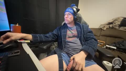 Snapshot of dizzyash chatting on 01-18-26, 02:32 Hansel and Gretle online show from 01-18-26, 02:32