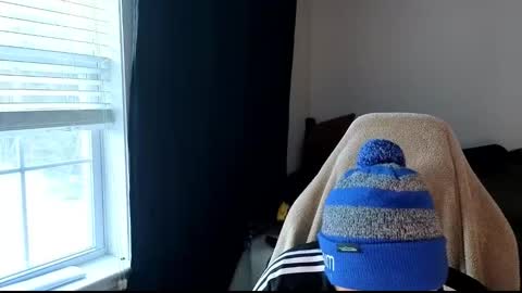 Snapshot of dizzyash chatting on 02-15-26, 10:28 Hansel and Gretle online show from 02-15-26, 10:28