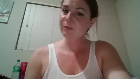 SNEAKYLNK online show from 01-08-26, 04:37