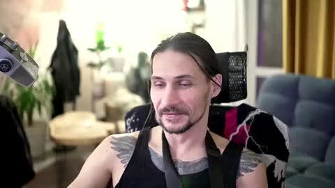 Silverhand online show from 11-13-25, 05:12