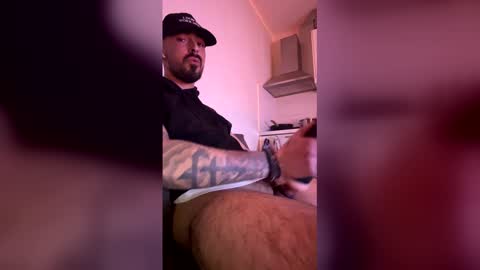 Azier online show from 03-22-26, 08:01