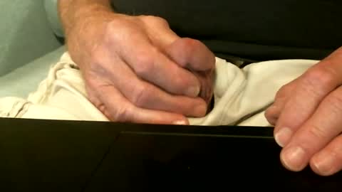Snapshot of docwanker chatting on 07-01-26, 04:58 Doc online show from 07-01-26, 04:58