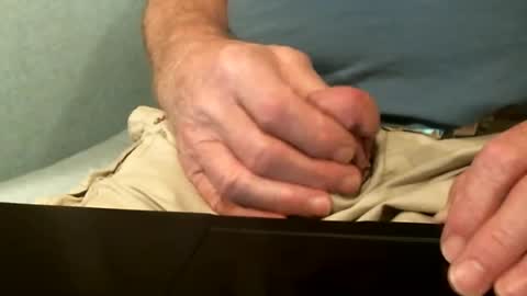 Snapshot of docwanker chatting on 07-18-26, 05:44 Doc online show from 07-18-26, 05:44