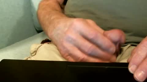 Snapshot of docwanker chatting on 07-23-26, 05:49 Doc online show from 07-23-26, 05:49